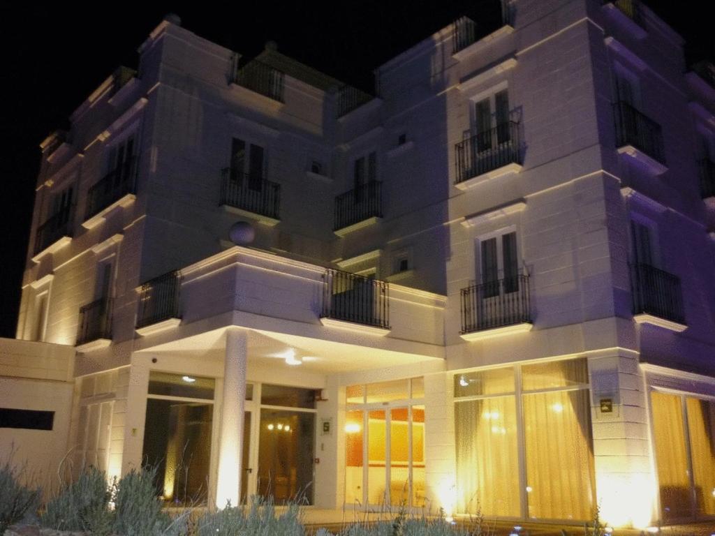צ'לייה מספיקה Hotel Madonna Delle Grazie מראה חיצוני תמונה