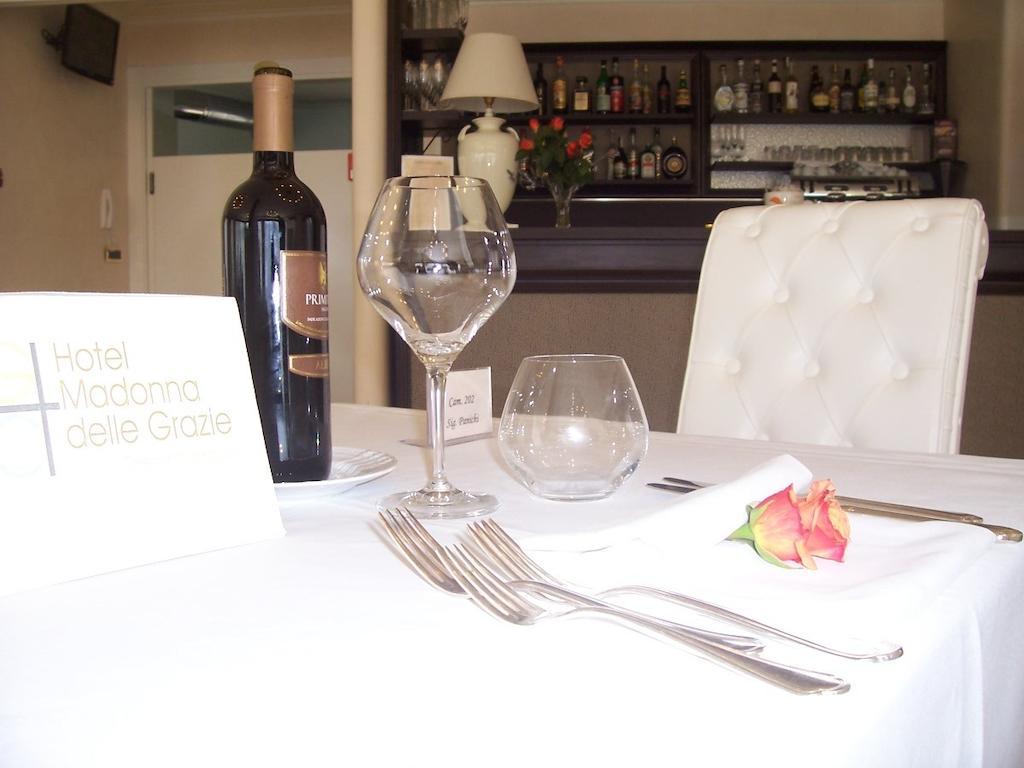 צ'לייה מספיקה Hotel Madonna Delle Grazie מראה חיצוני תמונה